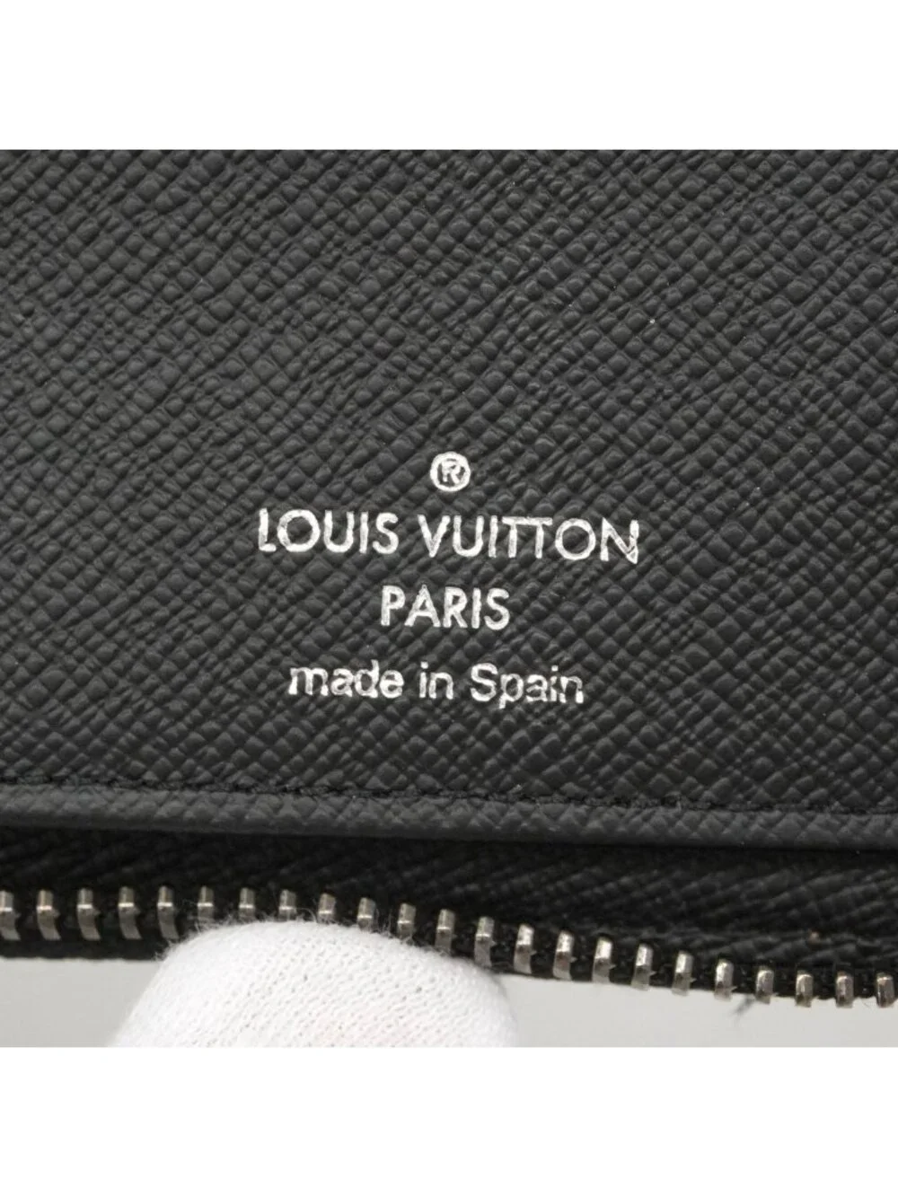 Louis Vuitton Wallet Monogram Eclipse Zippy Vertical Black